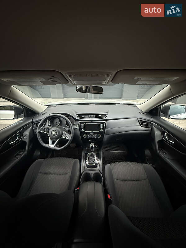 Внедорожник / Кроссовер Nissan Rogue 2018 в Ровно фото 16 Внедорожник / Кроссовер Nissan Rogue 2018 в Ровно