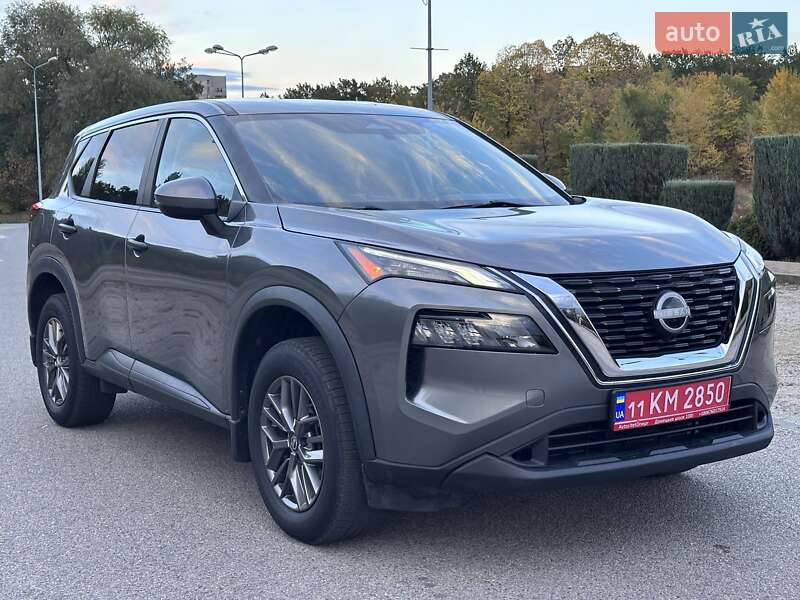 Внедорожник / Кроссовер Nissan Rogue 2021 в Днепре