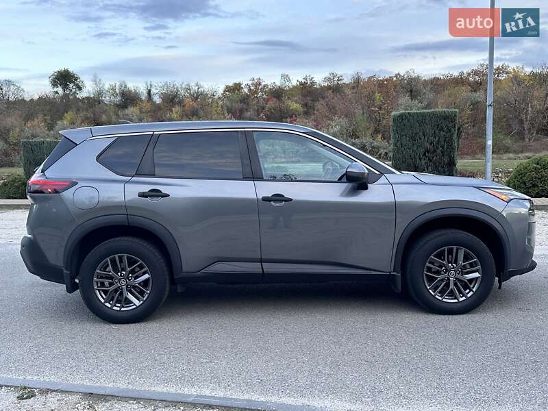 Внедорожник / Кроссовер Nissan Rogue 2021 в Днепре