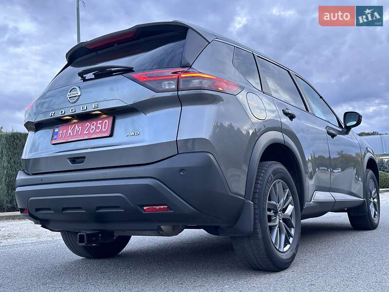 Внедорожник / Кроссовер Nissan Rogue 2021 в Днепре