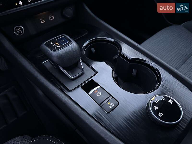 Внедорожник / Кроссовер Nissan Rogue 2021 в Днепре
