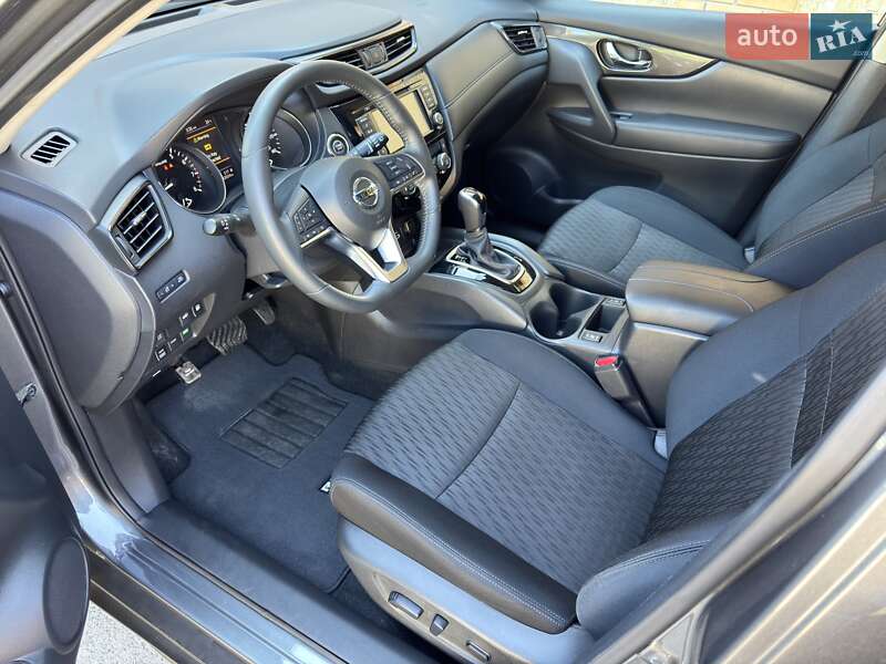 Позашляховик / Кросовер Nissan Rogue 2018 в Харкові