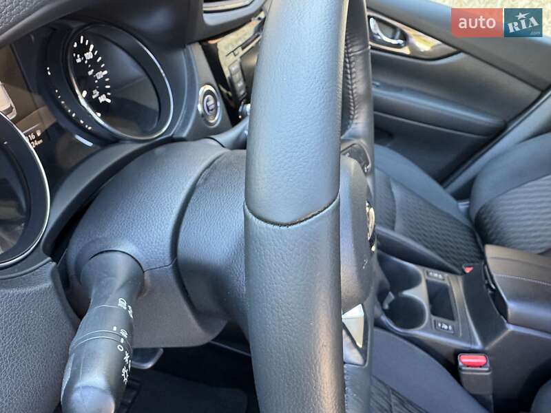 Позашляховик / Кросовер Nissan Rogue 2018 в Харкові