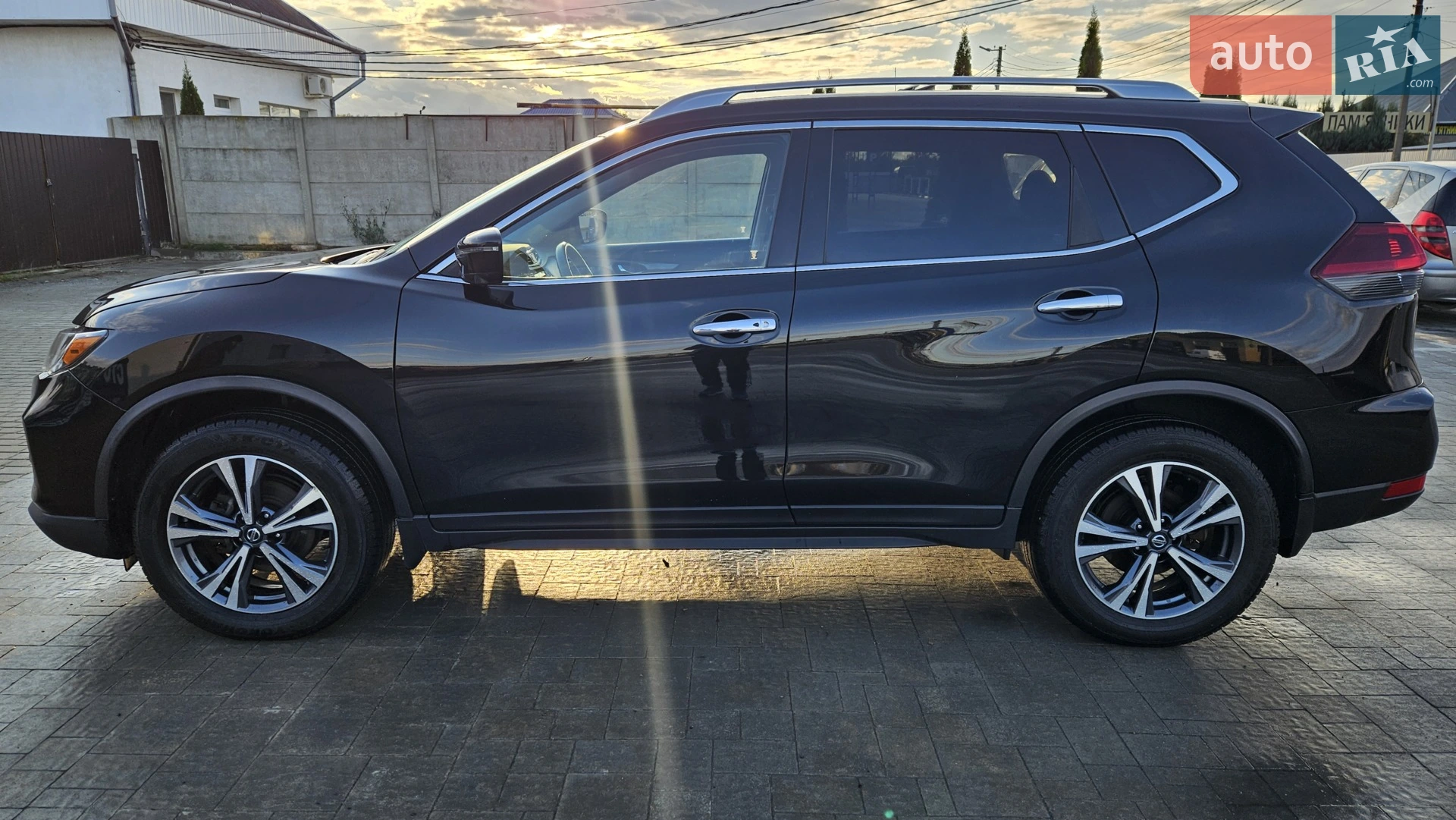 2019 Nissan Rogue - мініатюра 8