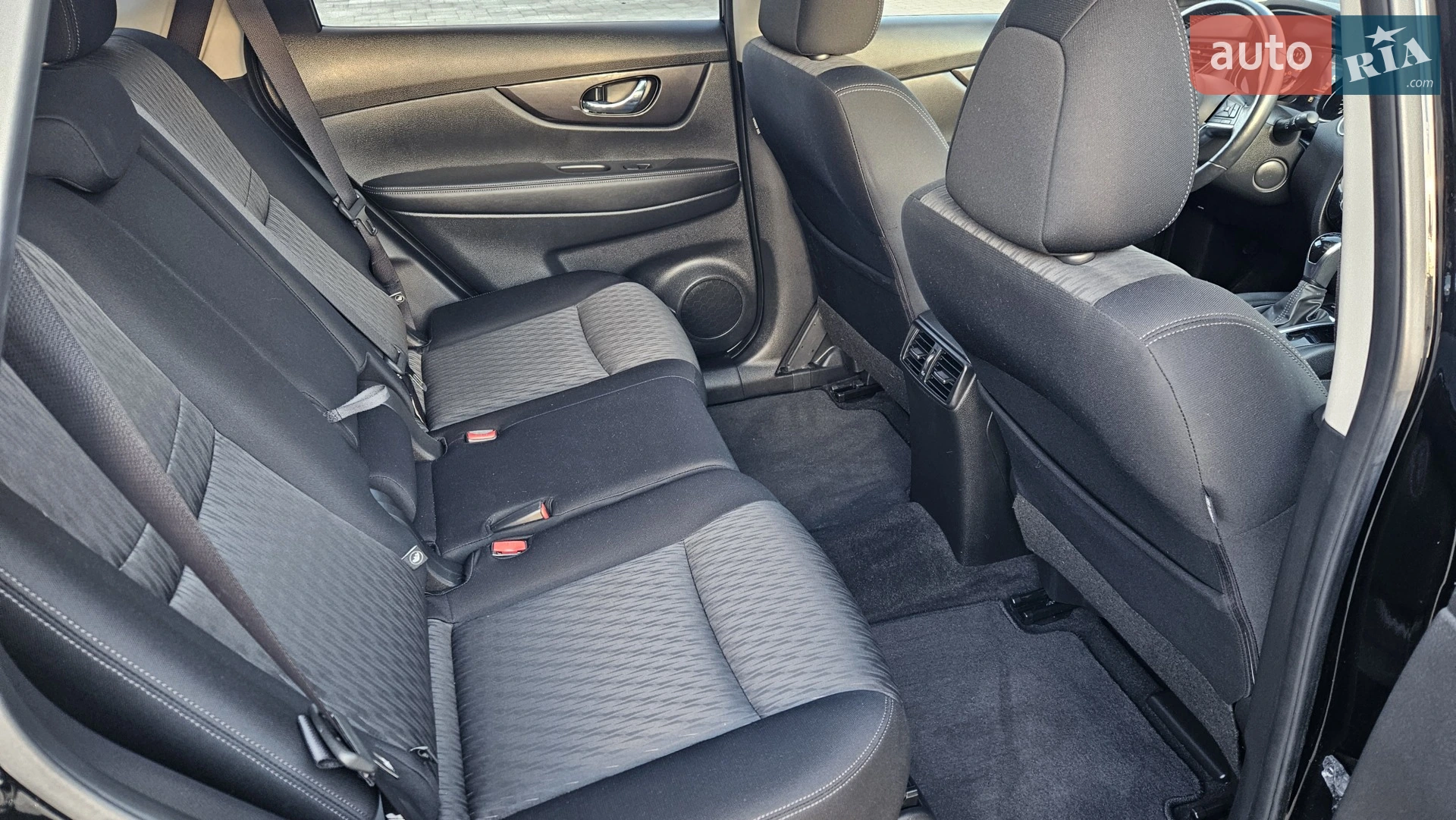 2019 Nissan Rogue - мініатюра 20