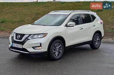 Внедорожник / Кроссовер Nissan Rogue 2016 в Днепре