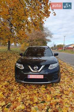 Внедорожник / Кроссовер Nissan Rogue 2016 в Ровно