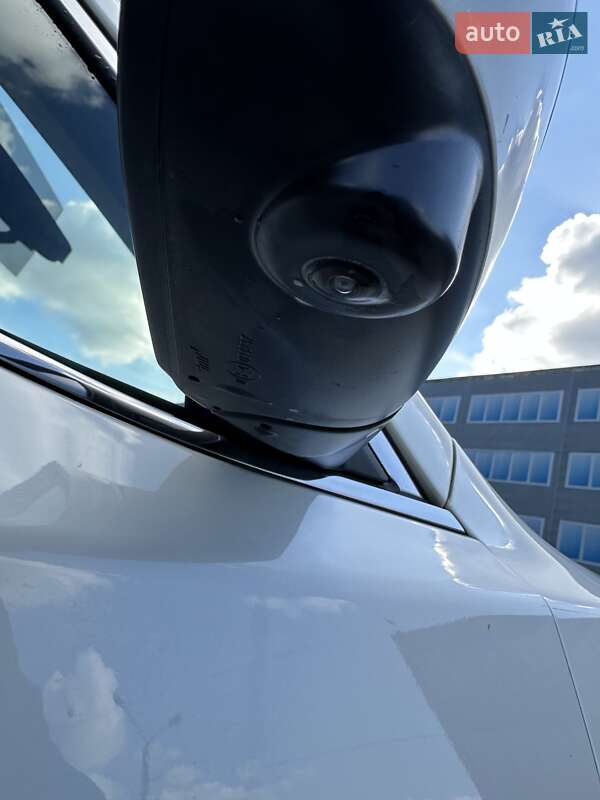 Внедорожник / Кроссовер Nissan Rogue 2018 в Львове фото 16 Внедорожник / Кроссовер Nissan Rogue 2018 в Львове