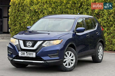 Внедорожник / Кроссовер Nissan Rogue 2017 в Стрые