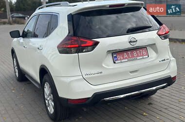 Внедорожник / Кроссовер Nissan Rogue 2019 в 