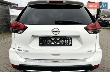 Внедорожник / Кроссовер Nissan Rogue 2017 в 