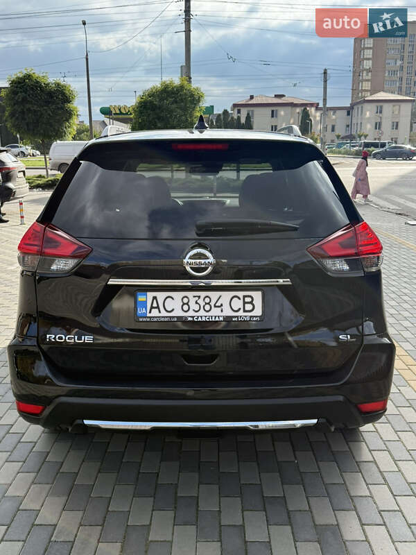 Внедорожник / Кроссовер Nissan Rogue 2018 в Луцке