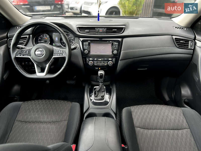 Внедорожник / Кроссовер Nissan Rogue 2017 в Одессе фото 9 Внедорожник / Кроссовер Nissan Rogue 2017 в Одессе