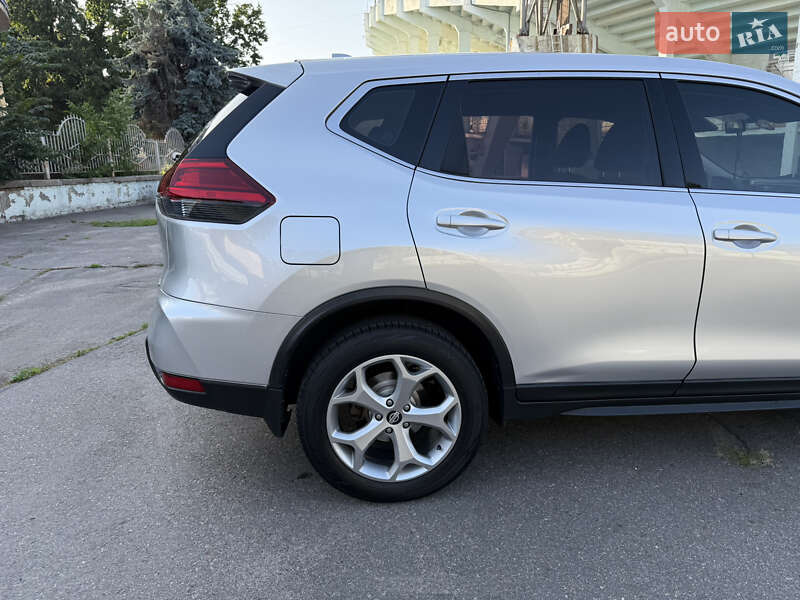 Внедорожник / Кроссовер Nissan Rogue 2016 в Полтаве фото 19 Внедорожник / Кроссовер Nissan Rogue 2016 в Полтаве