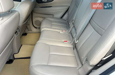 Внедорожник / Кроссовер Nissan Rogue 2014 в 