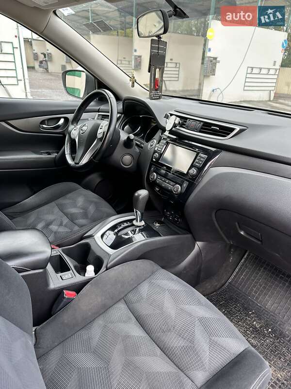 Внедорожник / Кроссовер Nissan Rogue 2014 в Хмельницком фото 12 Внедорожник / Кроссовер Nissan Rogue 2014 в Хмельницком