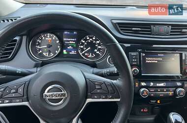 Позашляховик / Кросовер Nissan Rogue 2019 в 