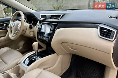 Внедорожник / Кроссовер Nissan Rogue 2014 в 