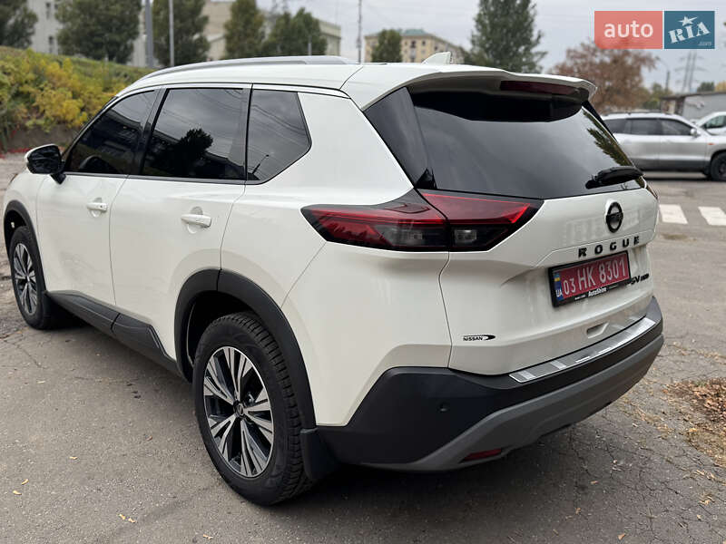 Позашляховик / Кросовер Nissan Rogue 2021 в Харкові