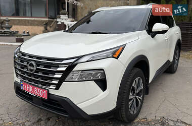 Nissan Rogue 2021