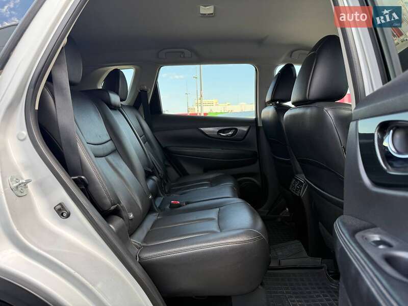 Позашляховик / Кросовер Nissan Rogue 2015 в Києві фото 11 Позашляховик / Кросовер Nissan Rogue 2015 в Києві