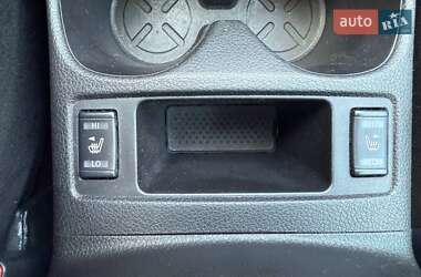 Внедорожник / Кроссовер Nissan Rogue 2015 в 