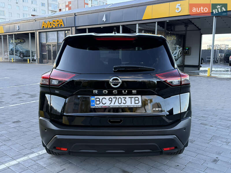 Внедорожник / Кроссовер Nissan Rogue 2021 в Шептицькому