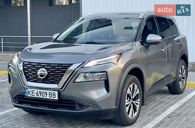 Позашляховик / Кросовер Nissan Rogue 2020 в Кам'янському