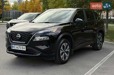 Внедорожник / Кроссовер Nissan Rogue 2022 в 