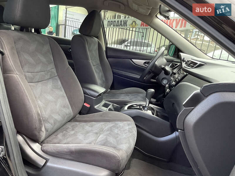 Позашляховик / Кросовер Nissan Rogue 2014 в Миколаєві