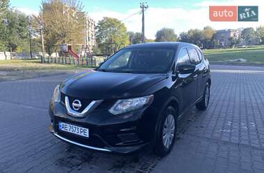Позашляховик / Кросовер Nissan Rogue 2015 в Кам'янському