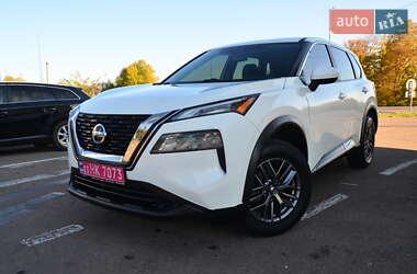Внедорожник / Кроссовер Nissan Rogue 2021 в 