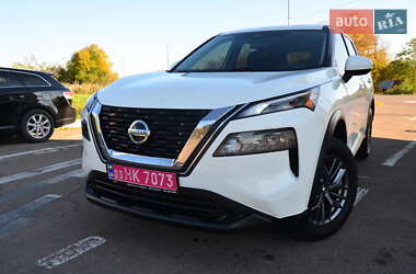 Внедорожник / Кроссовер Nissan Rogue 2021 в 