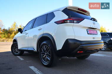 Внедорожник / Кроссовер Nissan Rogue 2021 в 