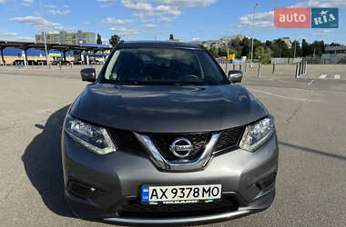 Позашляховик / Кросовер Nissan Rogue 2016 в Харкові