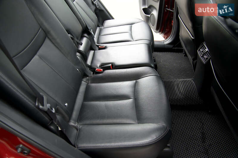 Позашляховик / Кросовер Nissan Rogue 2018 в Києві