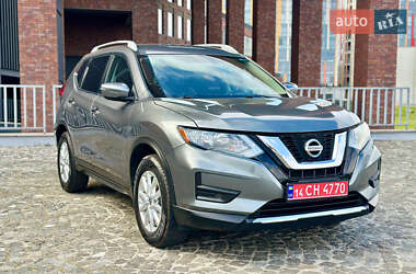 Внедорожник / Кроссовер Nissan Rogue 2017 в Днепре Внедорожник / Кроссовер Nissan Rogue 2017 в Днепре