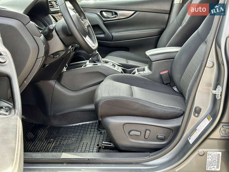 Внедорожник / Кроссовер Nissan Rogue 2017 в Днепре фото 17 Внедорожник / Кроссовер Nissan Rogue 2017 в Днепре