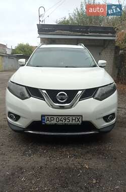 Позашляховик / Кросовер Nissan Rogue 2015 в Запоріжжі