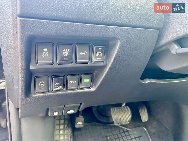 Позашляховик / Кросовер Nissan Rogue 2017 в Миколаєві фото 14 Позашляховик / Кросовер Nissan Rogue 2017 в Миколаєві