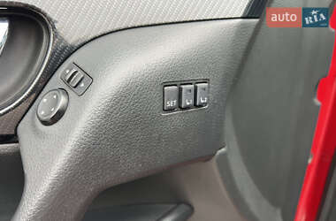 Внедорожник / Кроссовер Nissan Rogue 2017 в 