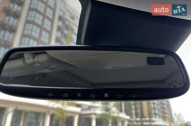 Внедорожник / Кроссовер Nissan Rogue 2017 в 