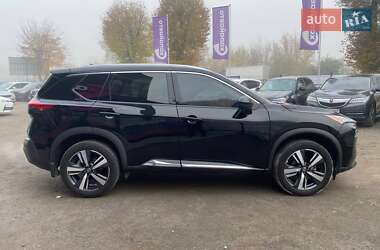 Внедорожник / Кроссовер Nissan Rogue 2021 в 