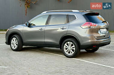 Внедорожник / Кроссовер Nissan Rogue 2016 в 