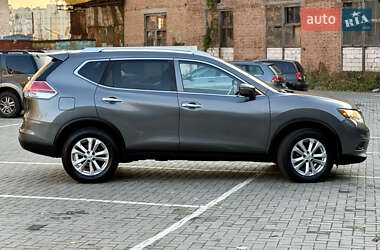 Внедорожник / Кроссовер Nissan Rogue 2016 в 