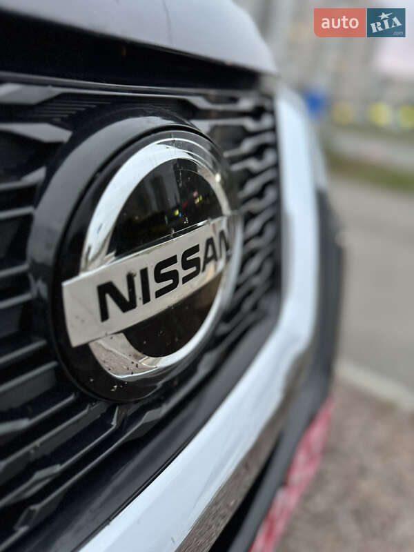 Позашляховик / Кросовер Nissan Rogue 2019 в Києві