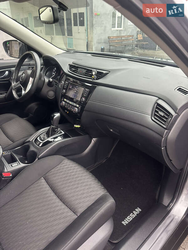 Внедорожник / Кроссовер Nissan Rogue 2018 в Новой Водолаге фото 15 Внедорожник / Кроссовер Nissan Rogue 2018 в Новой Водолаге