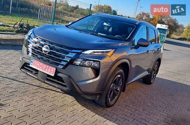 Nissan Rogue 2024