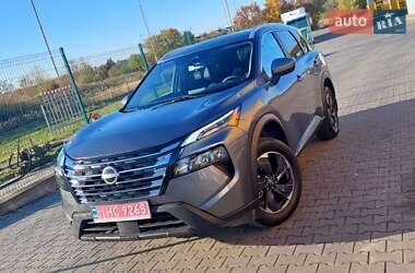 Внедорожник / Кроссовер Nissan Rogue 2024 в 