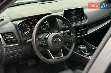 Внедорожник / Кроссовер Nissan Rogue 2021 в 